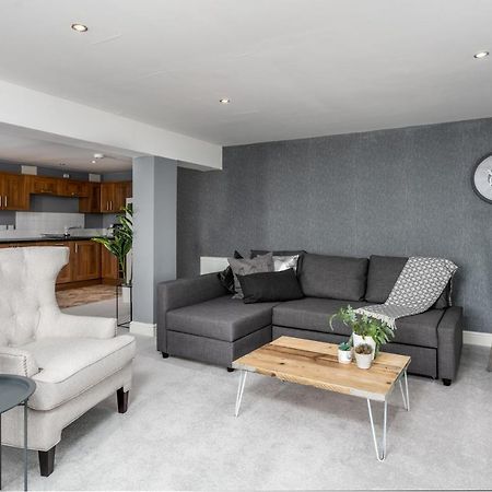 Granary Suite No22 - Donnini Apartments Ayr Eksteriør billede
