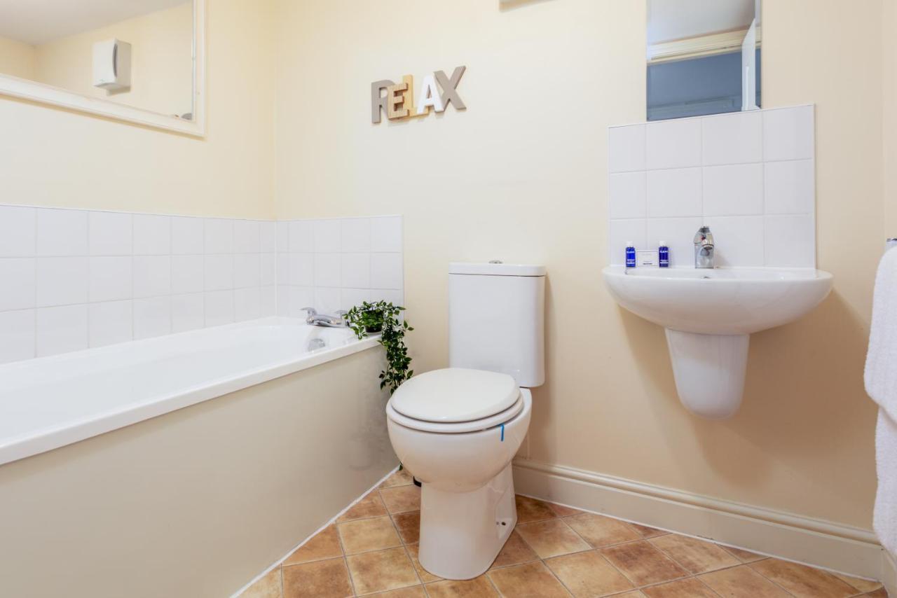 Granary Suite No22 - Donnini Apartments Ayr Eksteriør billede